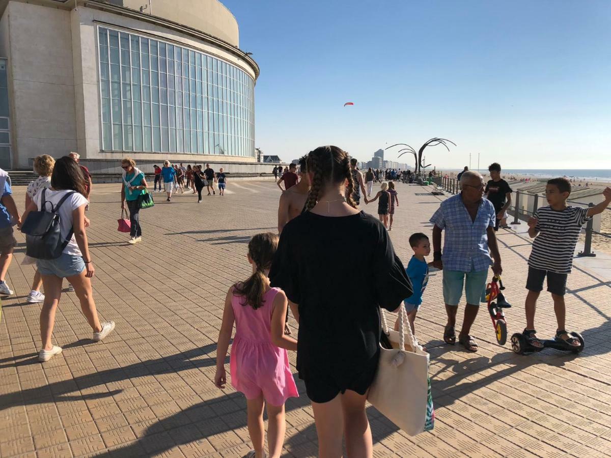 Panoramic View On Beach, Ships, Sea - Place To Be Ostend Exterior photo