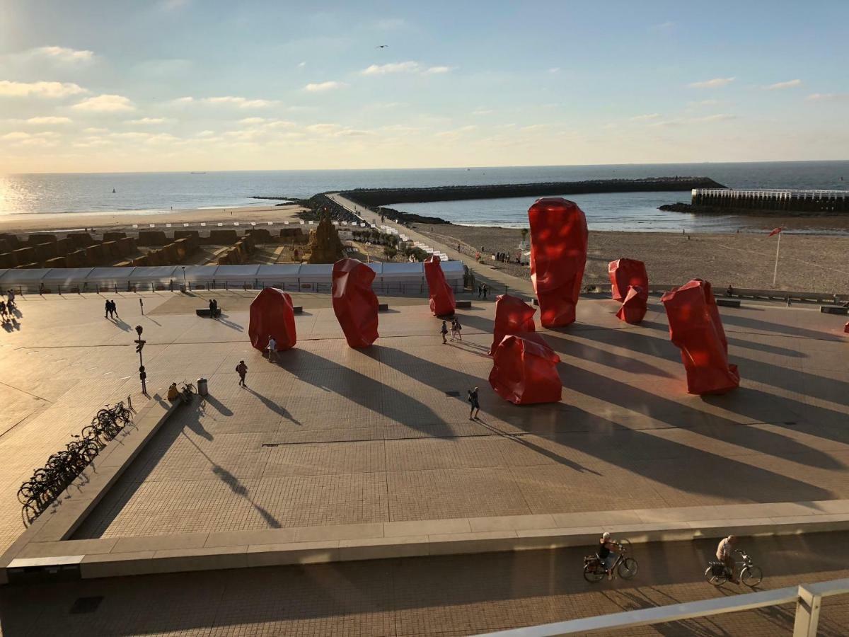 Panoramic View On Beach, Ships, Sea - Place To Be Ostend Exterior photo